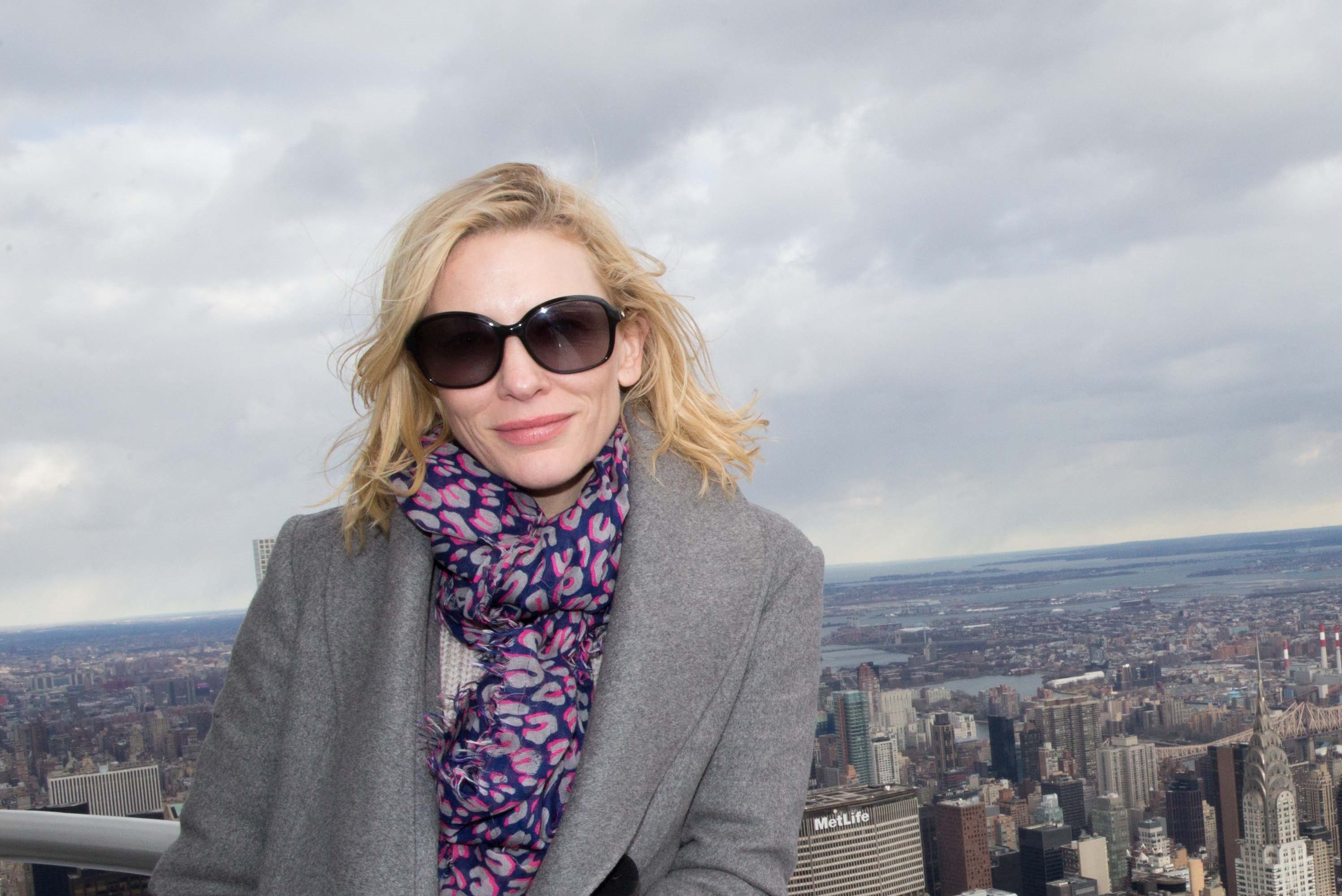 Cate Blanchett visits the Empire State Building