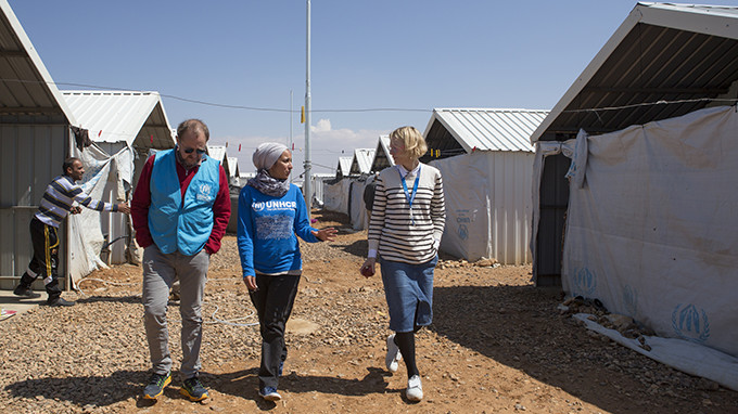 Cate Blanchett to visit Rohingya camps on March 17