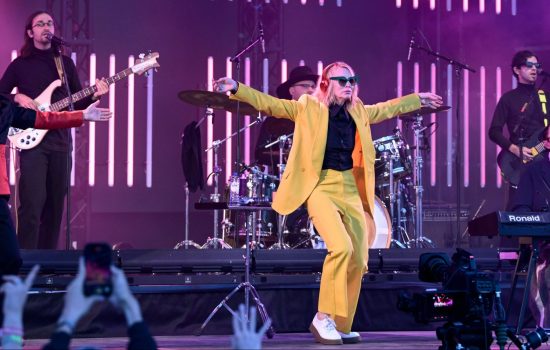 Cate Blanchett with Sparks at Glastonbury Festival